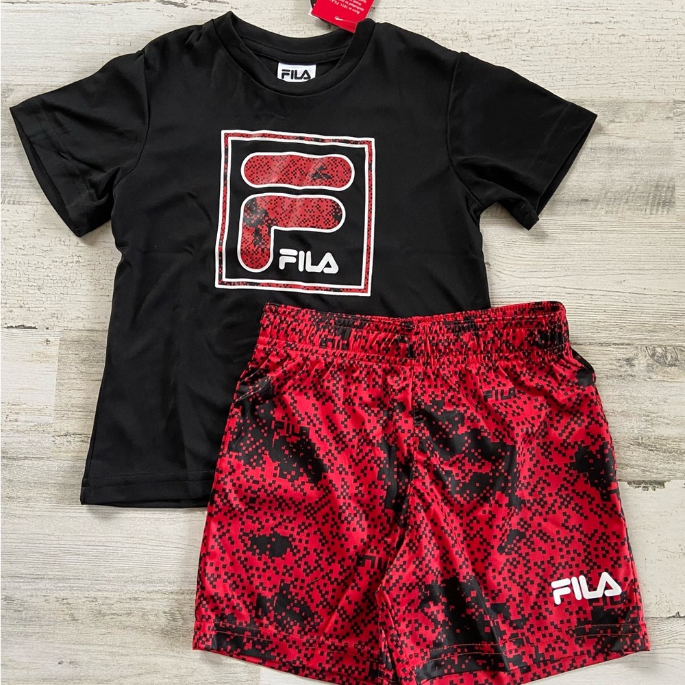 NWT Fila Boys 2 Piece Short Set Size 4
